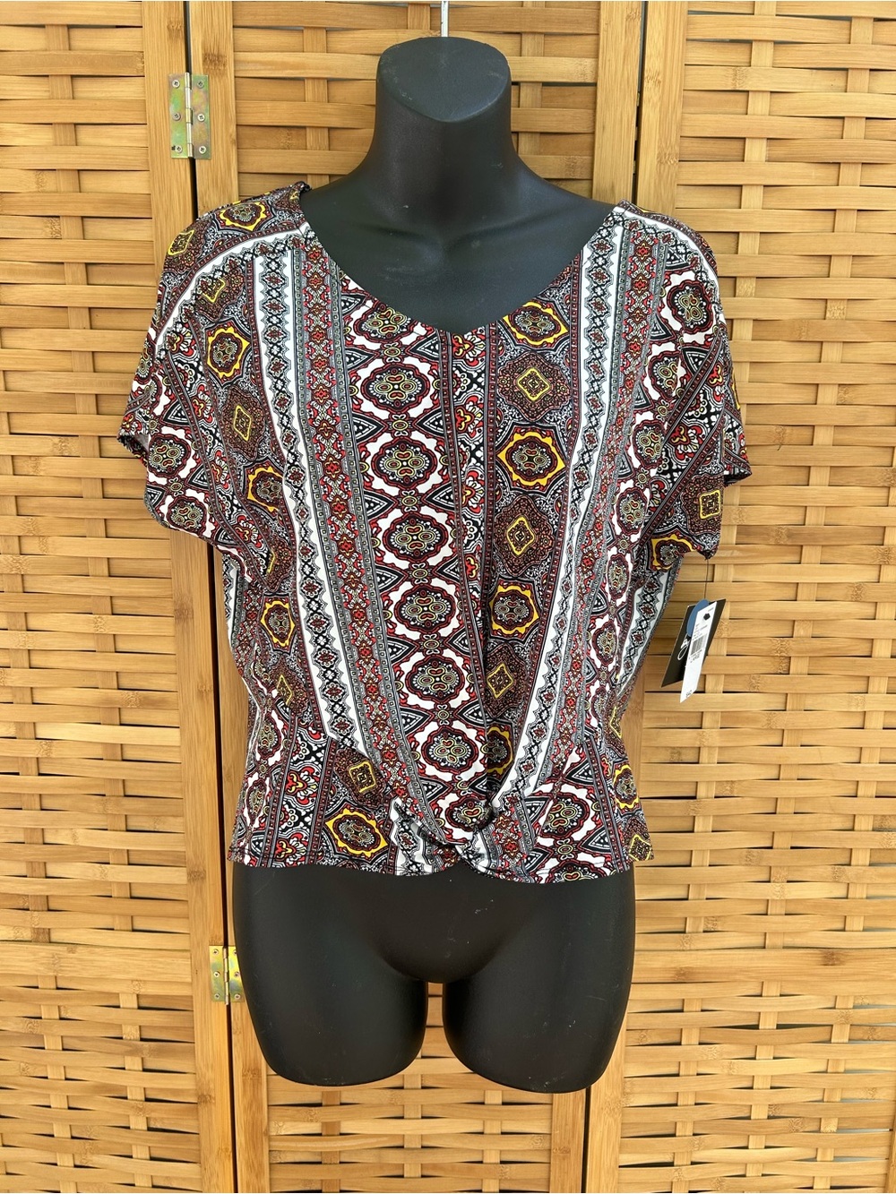 🎃2/$8- by & by Burgundy Multi Print Knot-Front Crop Top